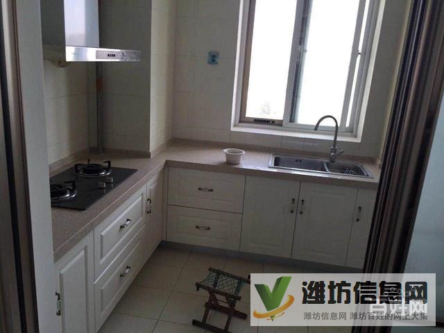 中南世紀城豪華裝修,家具家電齊全