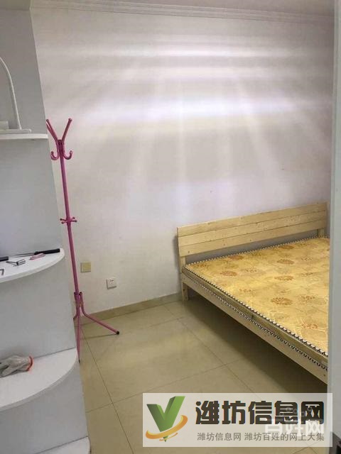 萬(wàn)合華庭精裝修兩室出租