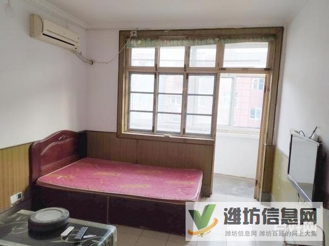 泰華萬(wàn)達(dá)近葦灣小區(qū)經(jīng)典2室,家電家具齊全,拎包入住。