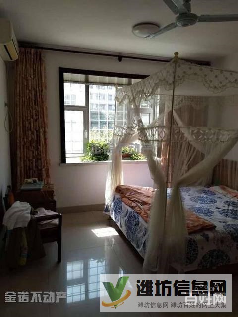 日?qǐng)?bào)社 圣城小區(qū)181平四室 多層一樓 帶車庫11