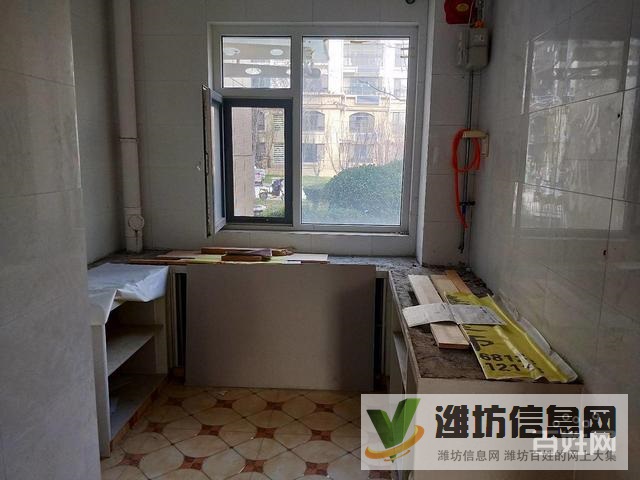 清河壟塬小高層一樓帶院 帶子母車位儲(chǔ)藏室 簡裝三室