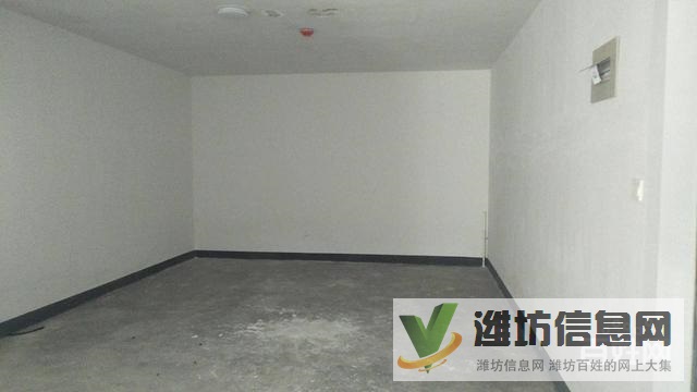 新上清河紫云臺(tái)僅有的小高層平層帶院大四室?guī)ж?fù)一,送雙車位