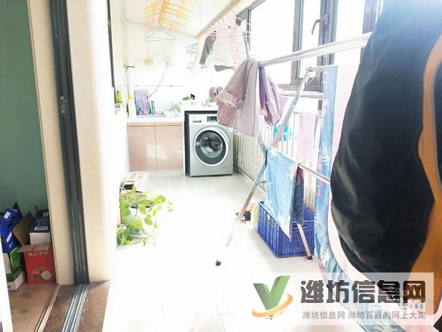 建橋學校一路之隔 大三室 133平精裝 僅售72.6火急急新惠