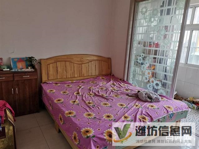 市北區(qū)中央世家電梯房,精裝三室,樓間距寬采光好拎包