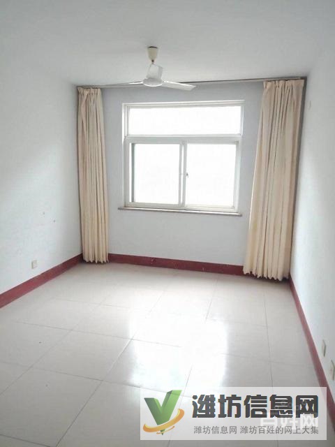 首 付10萬買西湖苑多層三樓91平三室一廳帶大儲藏