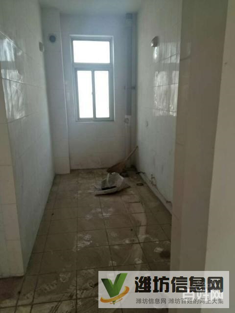 寶通街月河路寶通小區(qū)小產(chǎn)權(quán)房頂