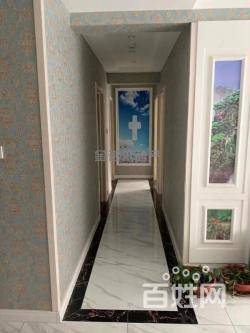 精裝小三室,新鮮出爐,帶車位,省心購買