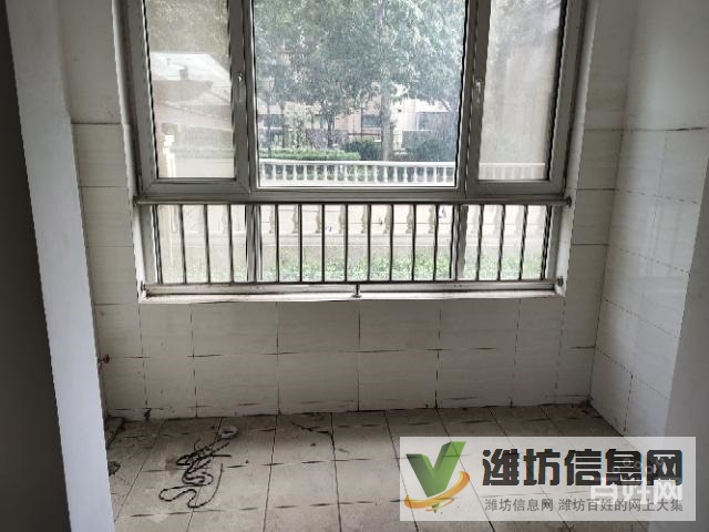 實(shí)驗(yàn)三小附近一樓帶倉(cāng)庫(kù),可更名