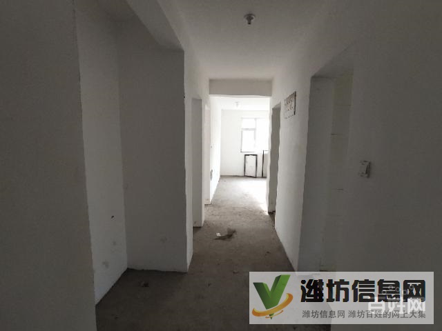 實(shí)驗(yàn)三小附近一樓帶倉(cāng)庫(kù),可更名