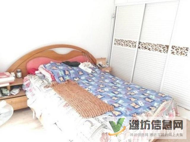 奧體中心 文苑小區(qū)多層一樓 精裝三室出稅雙氣供暖