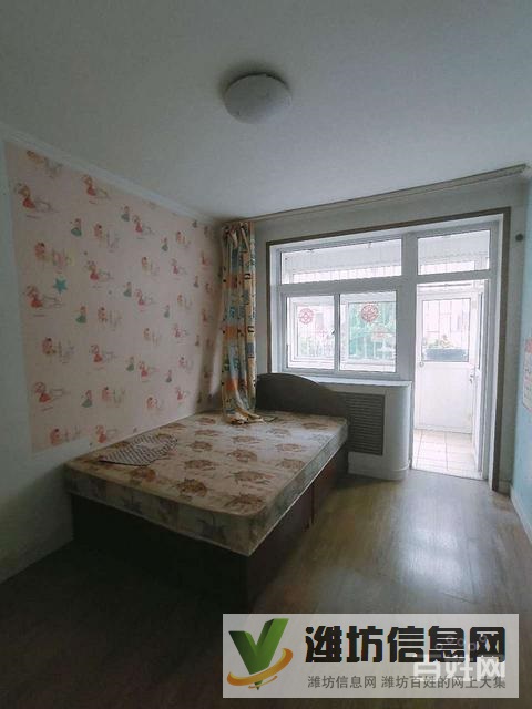 萬家福近白浪河一樓帶大院子!三居室,適合老年人養(yǎng)老