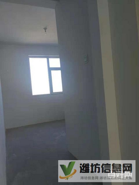 首付十萬 買濰城區政府實驗小學旁 凡爾賽麗都大三室