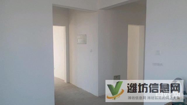 高鐵北站近。濰坊銀行宿舍樓金鼎大廈。單位房好樓層東